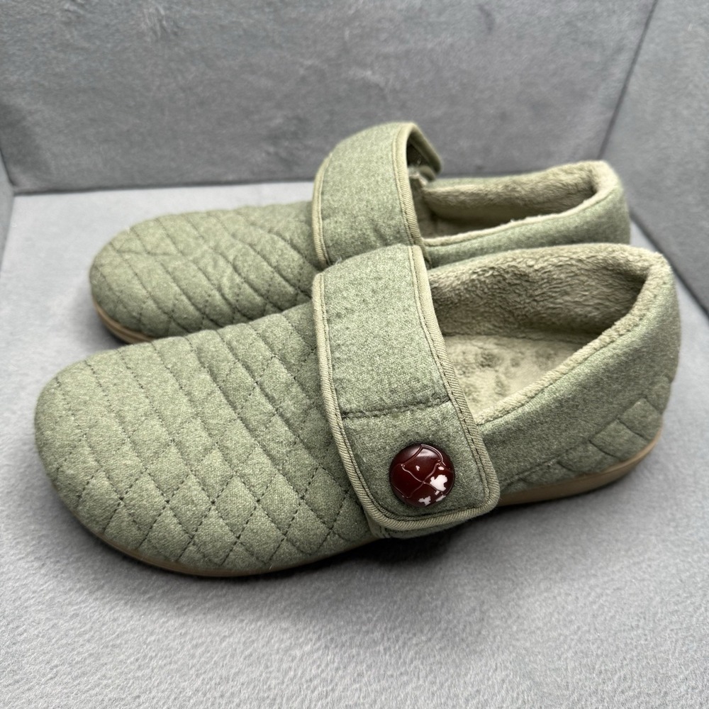 Vionic Jackie Women's Size 9 Green Quilted Mary Jane Slippers Comfort Shoes